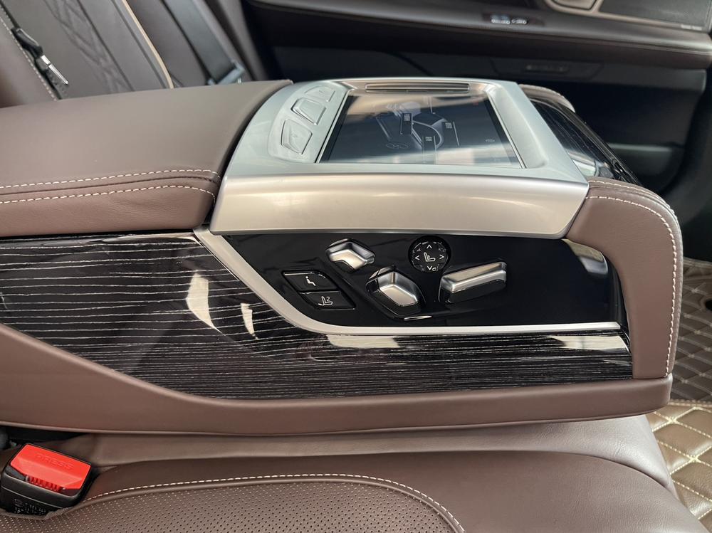 BMW BMW 7-Series
