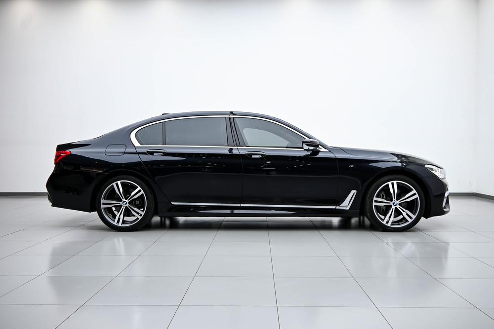 BMW BMW 7-Series