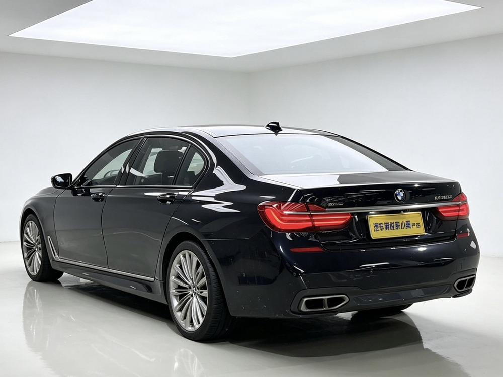 BMW BMW 7-Series