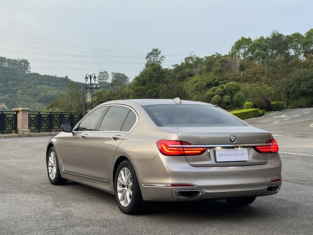 BMW BMW 7-Series