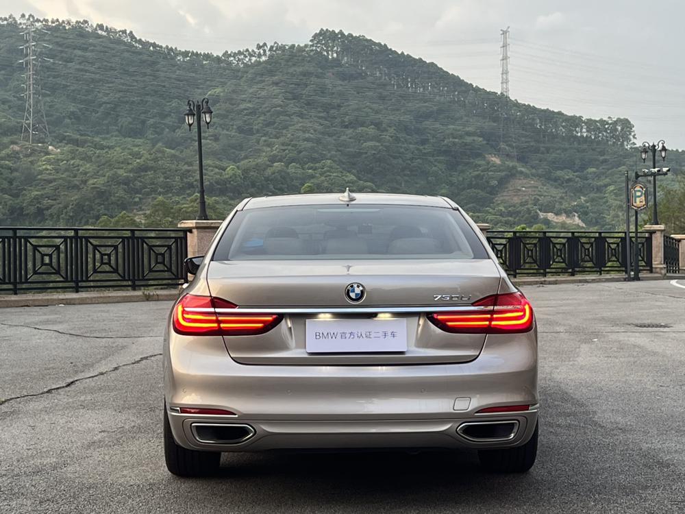 BMW BMW 7-Series
