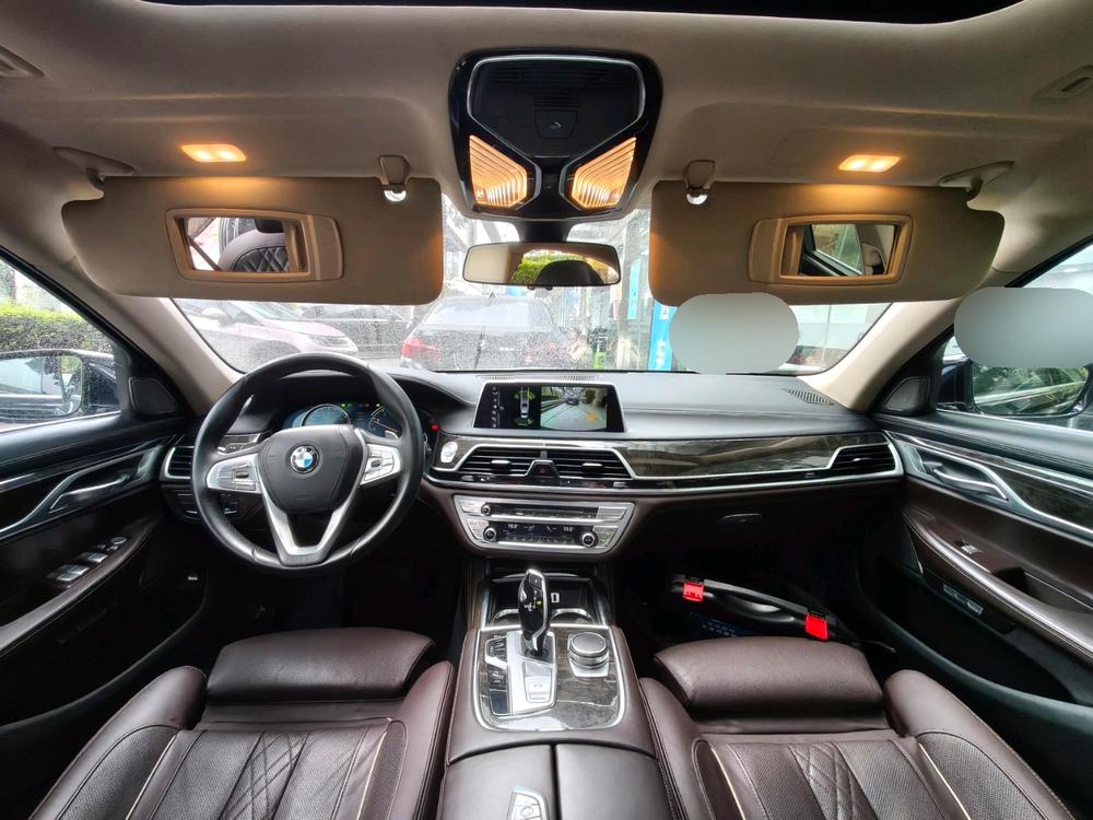 BMW BMW 7-Series