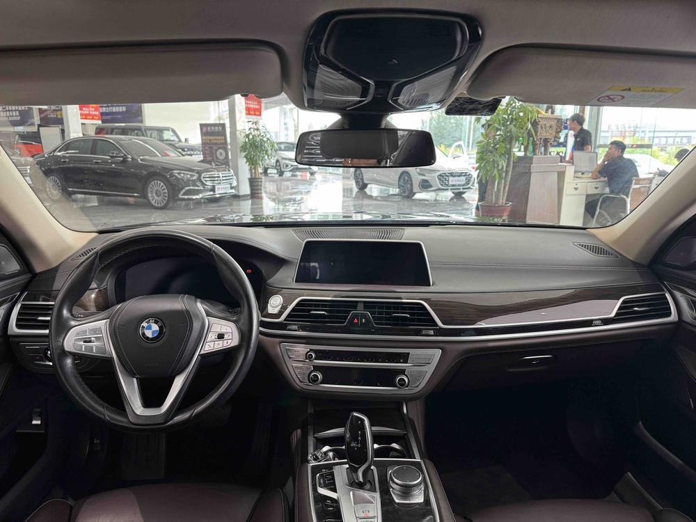 BMW BMW 7-Series