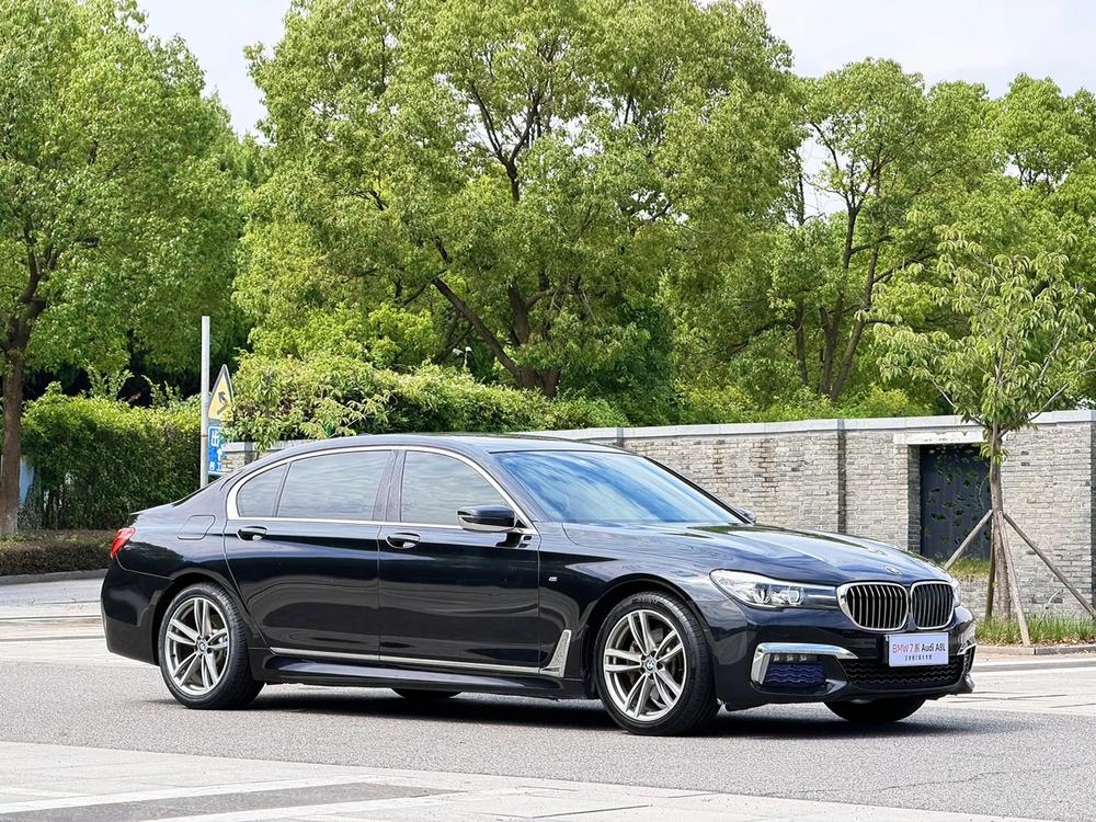 BMW BMW 7-Series