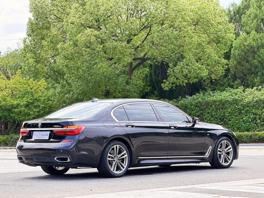 BMW BMW 7-Series