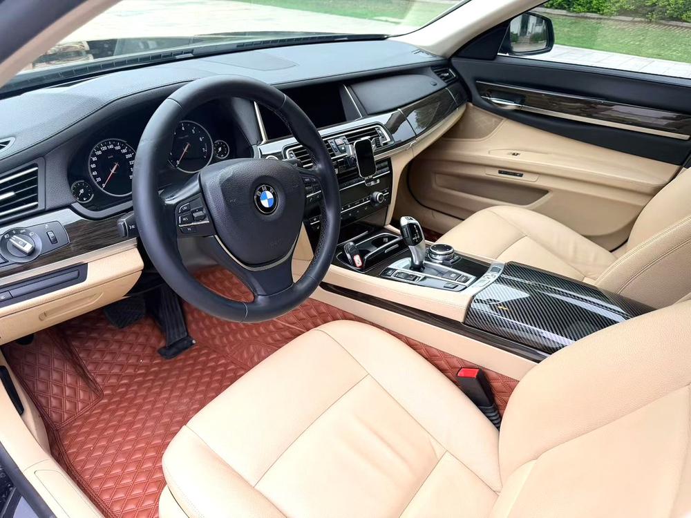 BMW BMW 7-Series