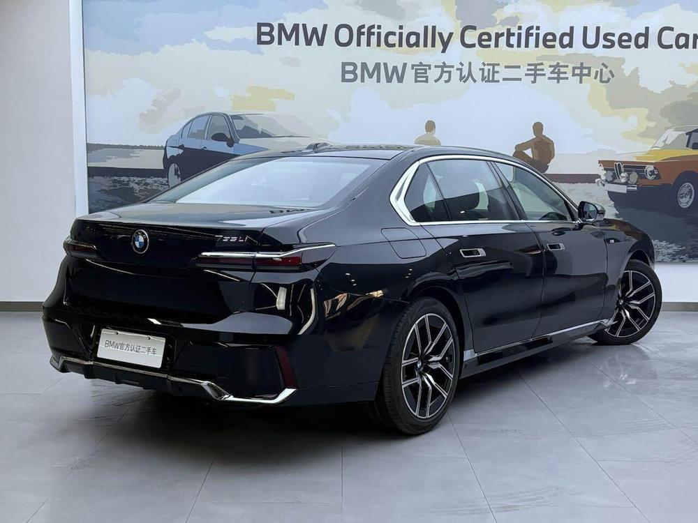 BMW BMW 7-Series