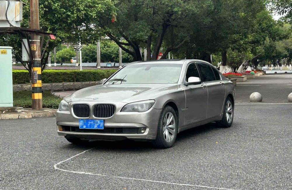 BMW BMW 7-Series