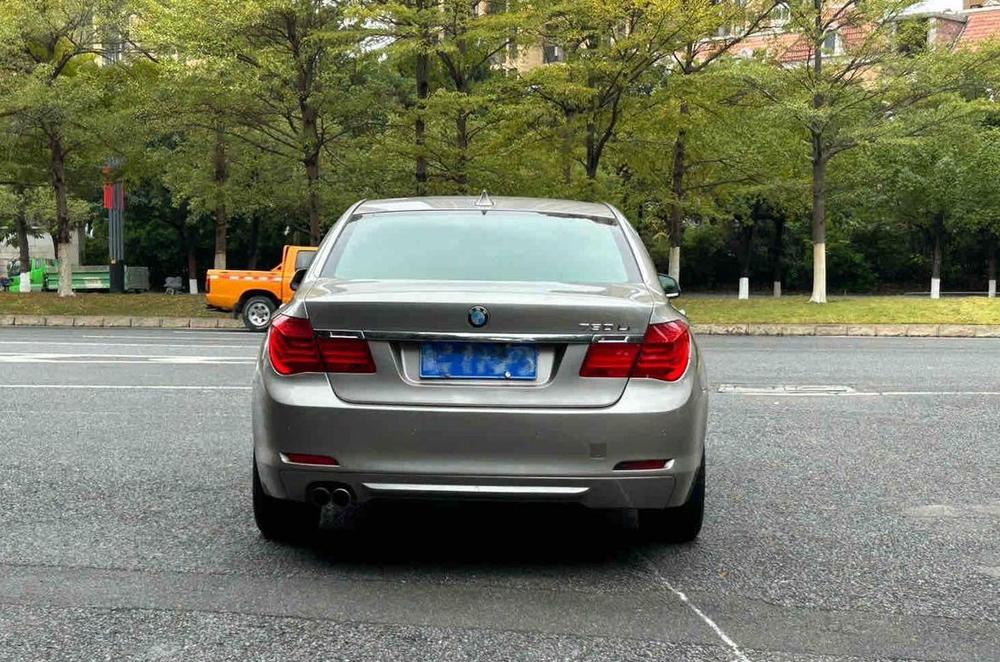 BMW BMW 7-Series
