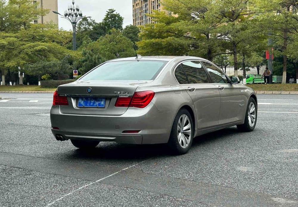 BMW BMW 7-Series