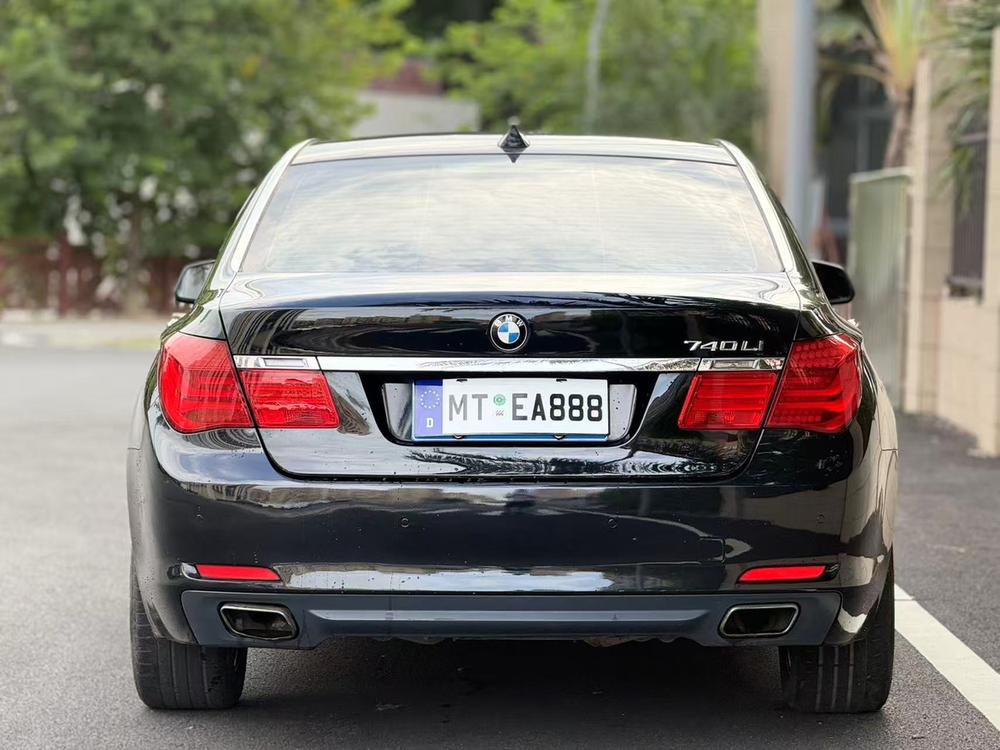 BMW BMW 7-Series