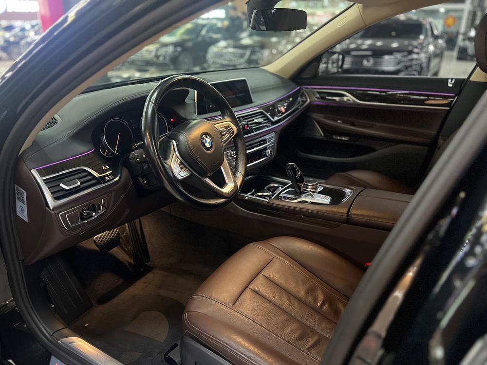BMW BMW 7-Series