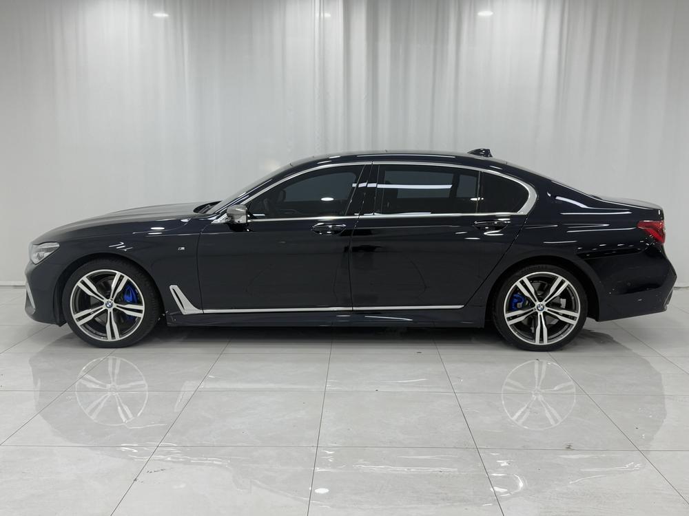 BMW BMW 7-Series