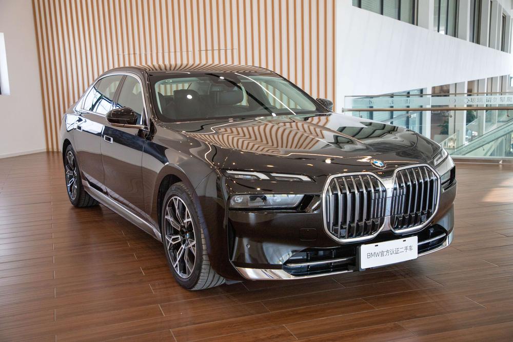 BMW BMW 7-Series