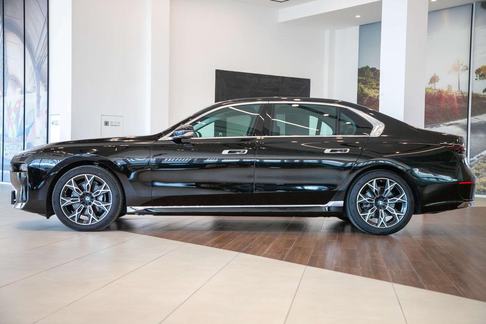 BMW BMW 7-Series
