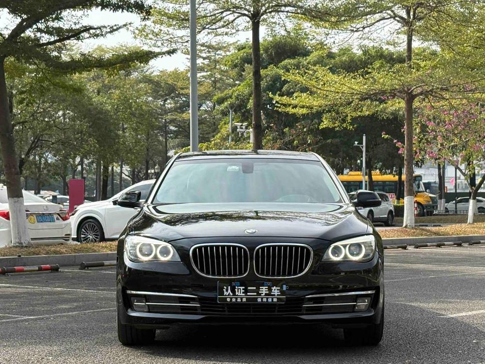 BMW BMW 7-Series