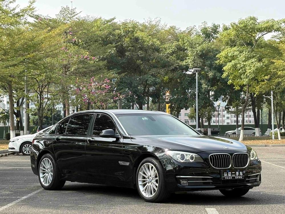 BMW BMW 7-Series
