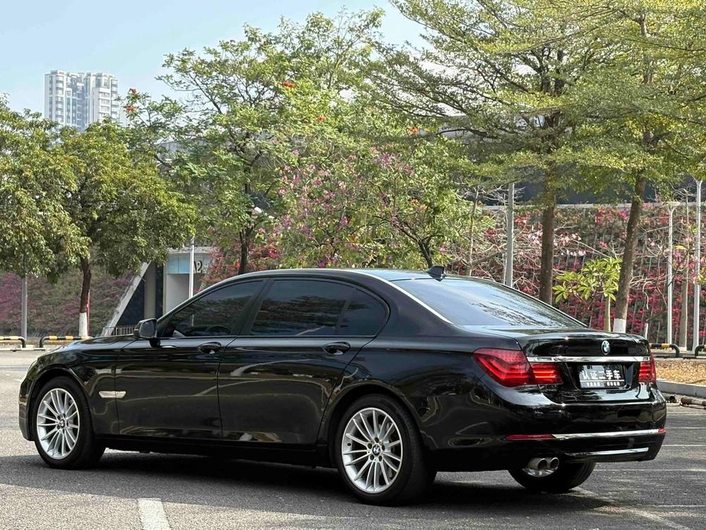 BMW BMW 7-Series
