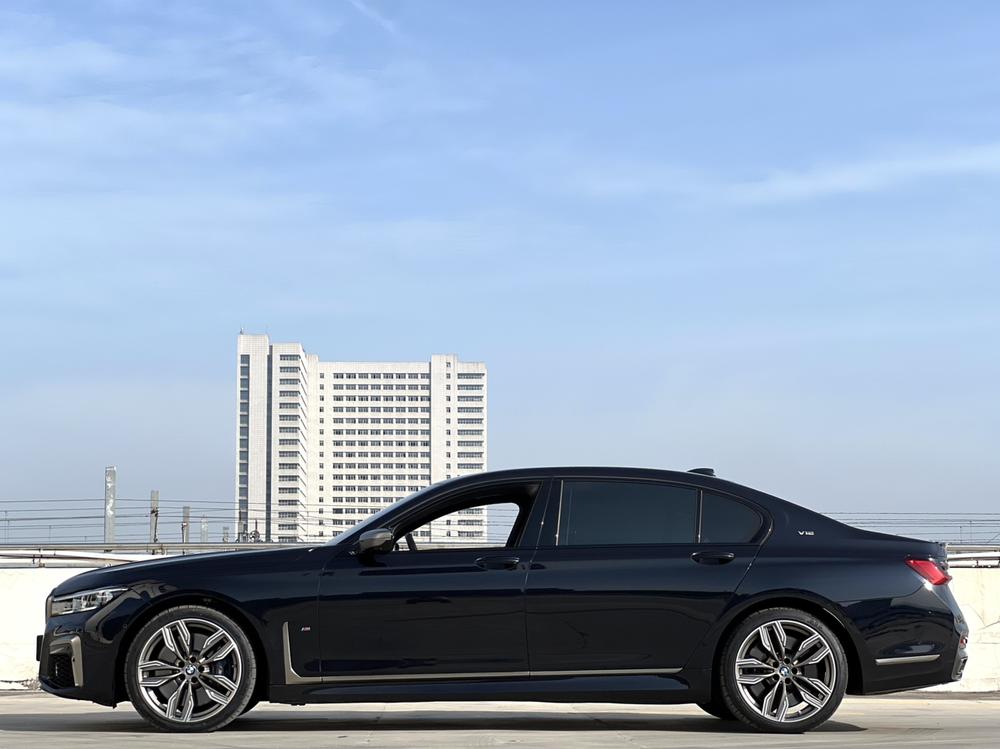 BMW BMW 7-Series