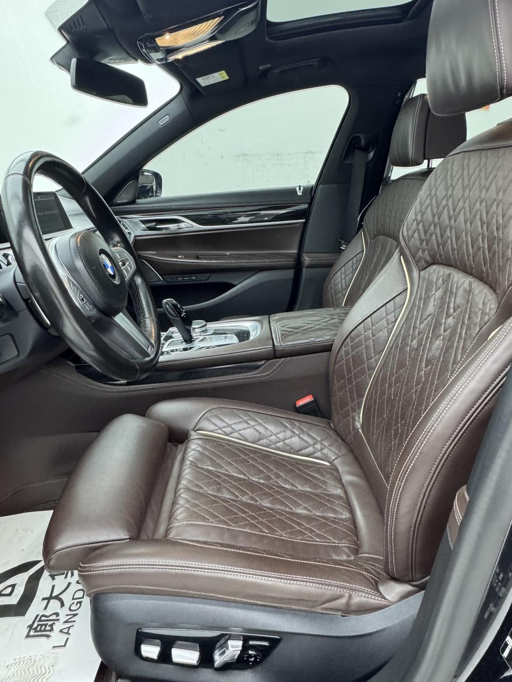 BMW BMW 7-Series
