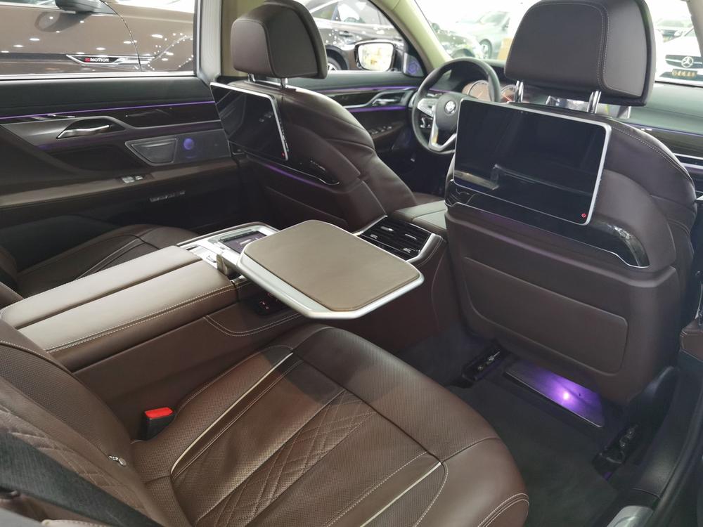 BMW BMW 7-Series