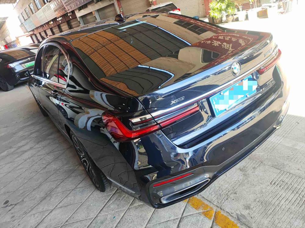 BMW BMW 7-Series