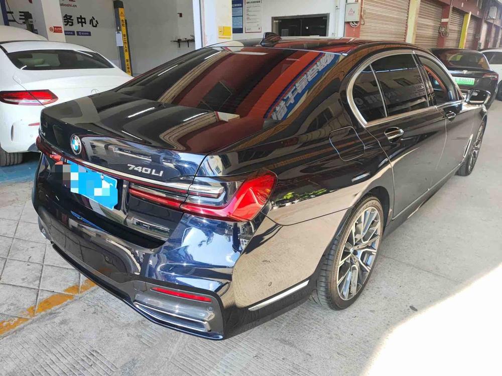BMW BMW 7-Series