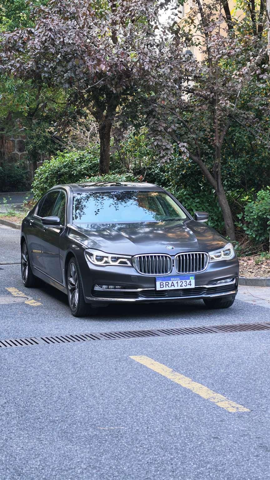 BMW BMW 7-Series