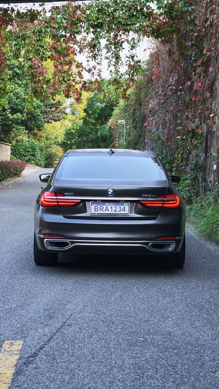 BMW BMW 7-Series