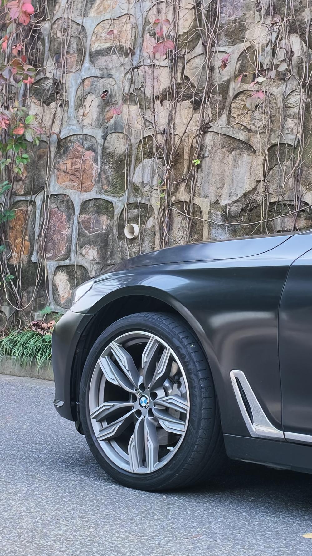 BMW BMW 7-Series