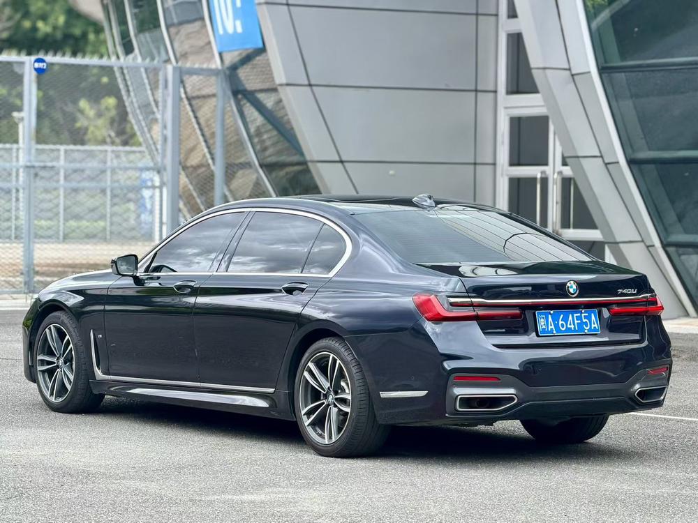 BMW BMW 7-Series