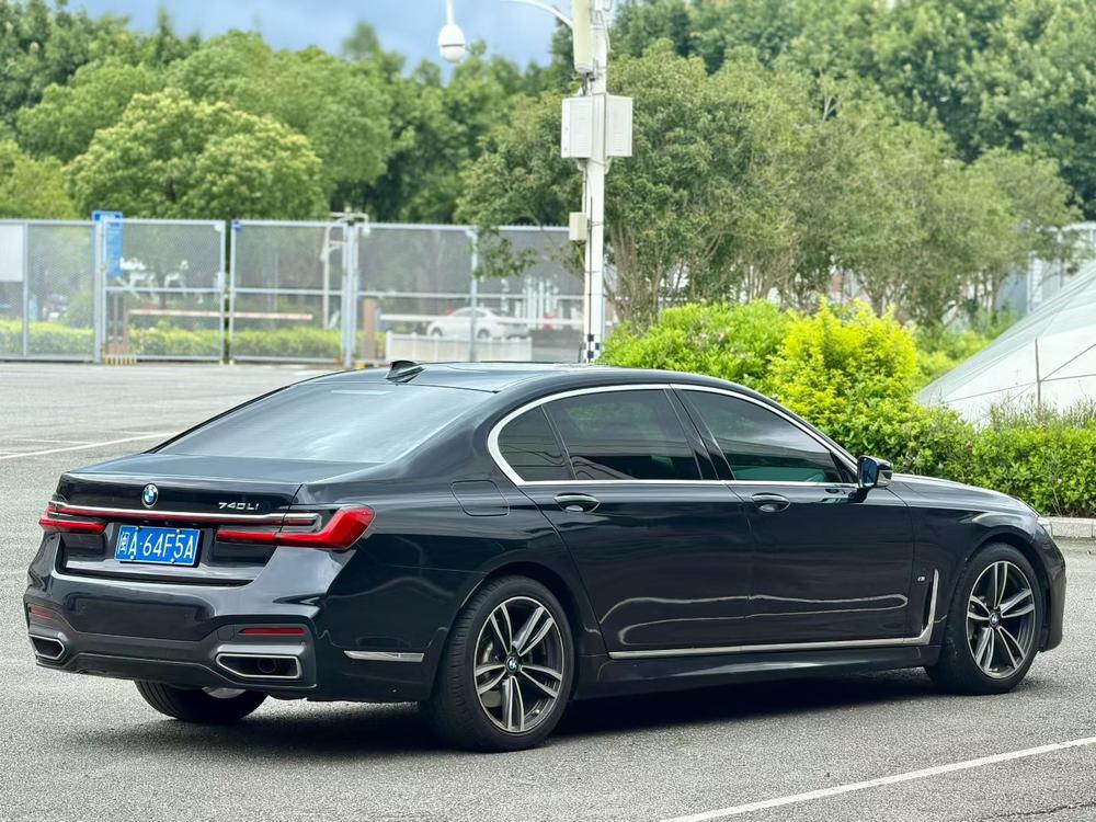 BMW BMW 7-Series