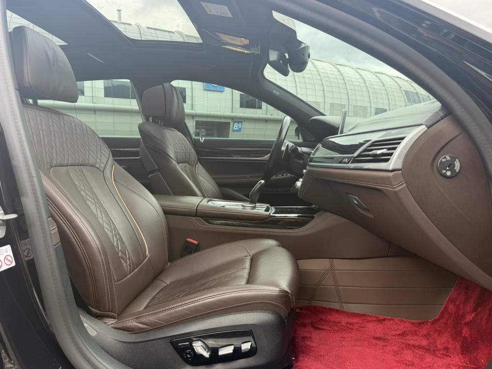 BMW BMW 7-Series