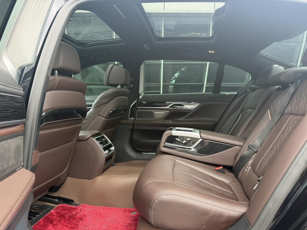 BMW BMW 7-Series
