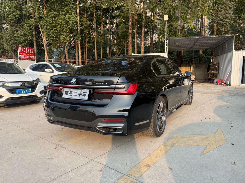 BMW BMW 7-Series