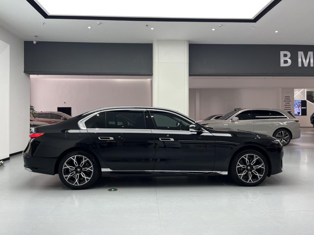 BMW BMW 7-Series