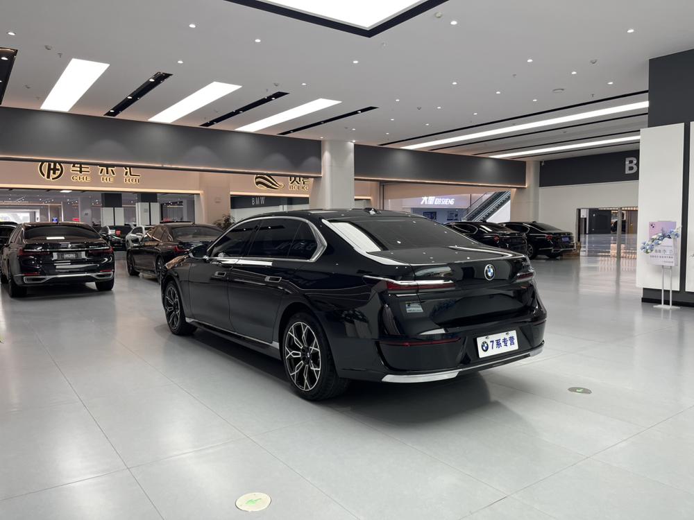 BMW BMW 7-Series