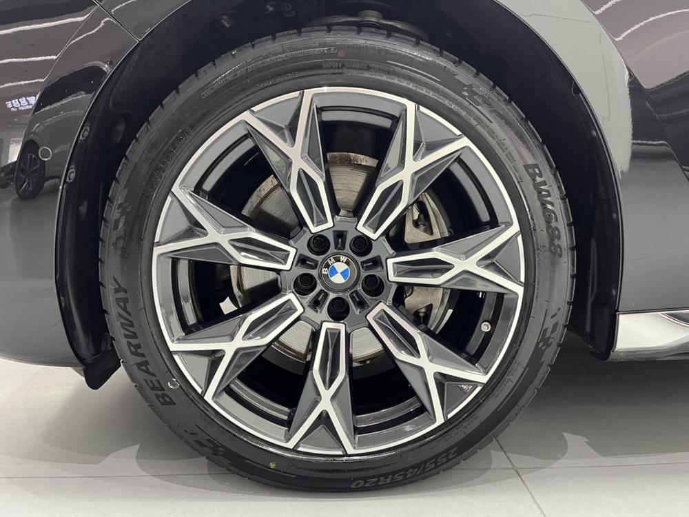 BMW BMW 7-Series