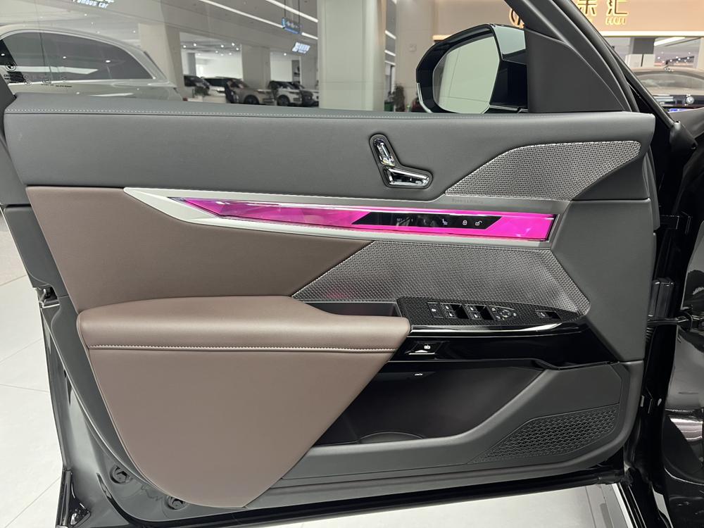 BMW BMW 7-Series
