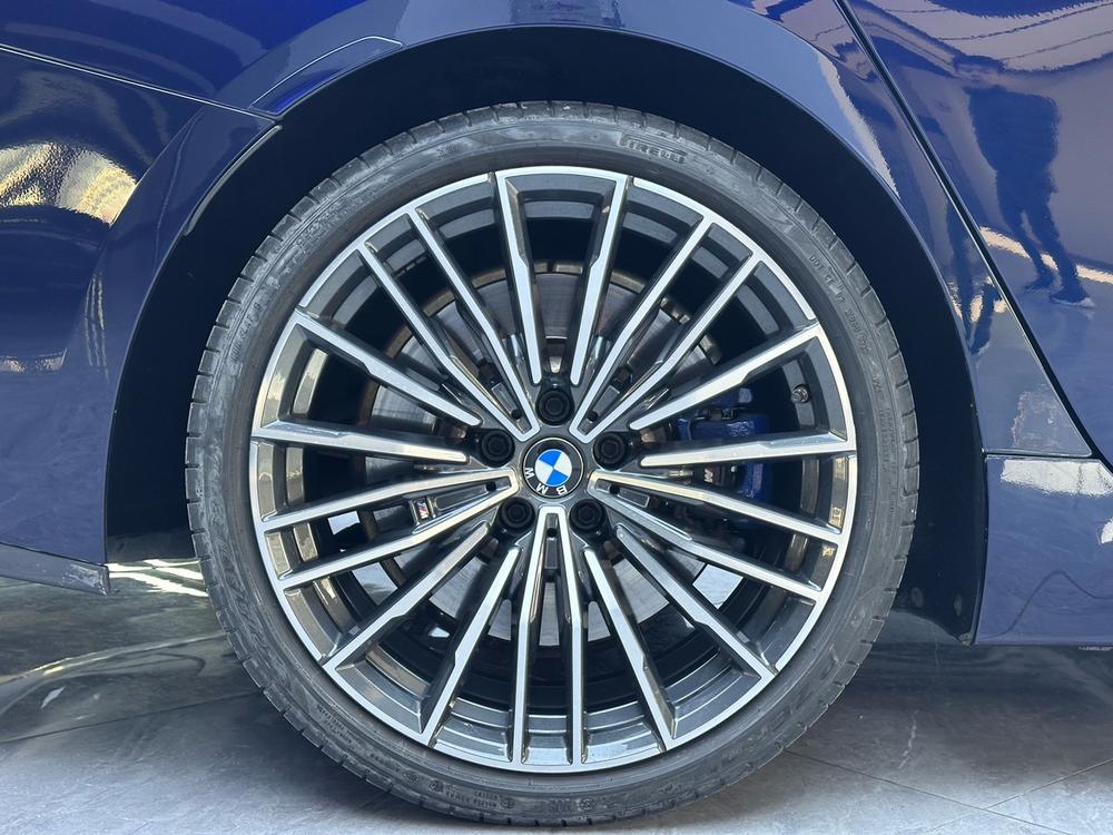 BMW BMW 8-Series