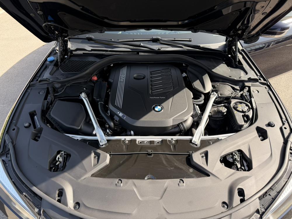 BMW BMW 8-Series