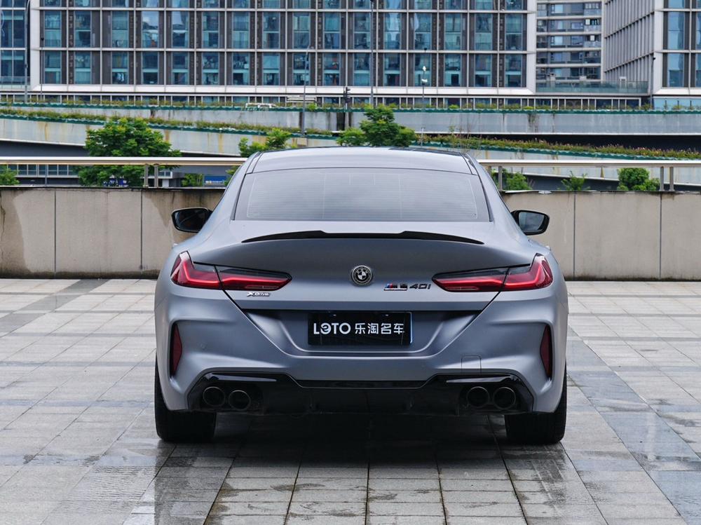 BMW BMW 8-Series