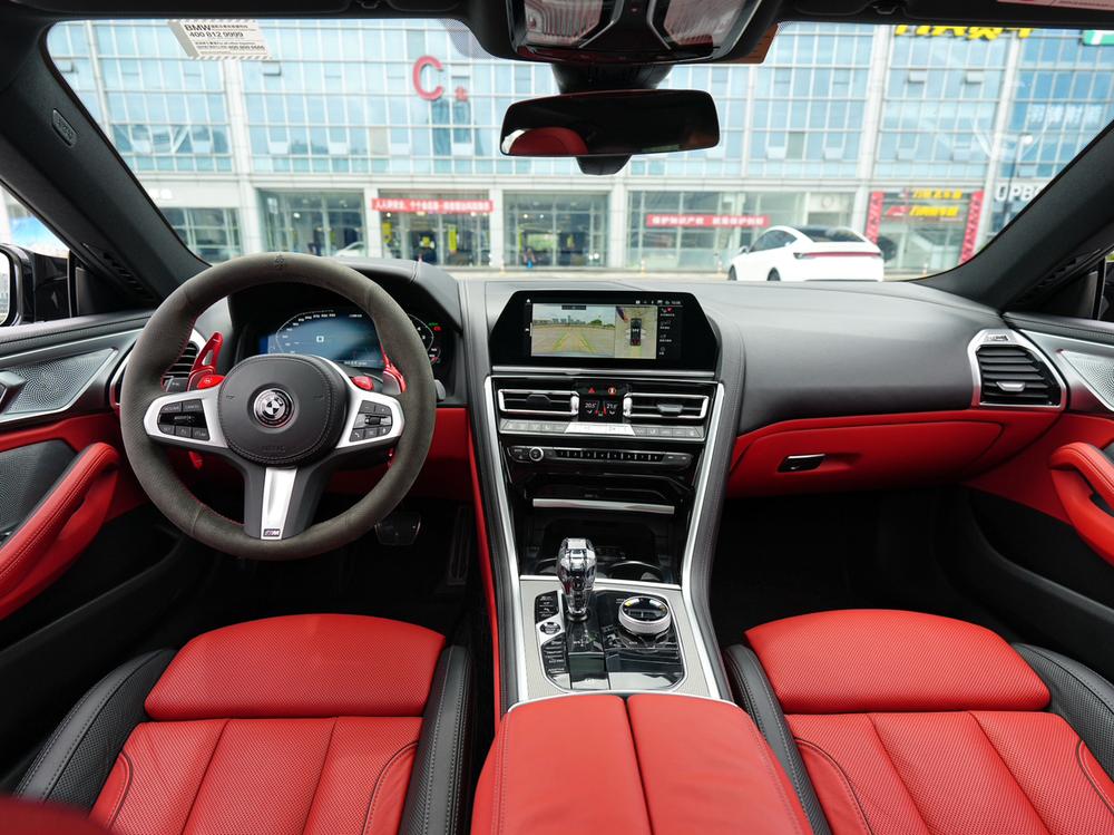 BMW BMW 8-Series