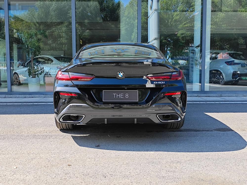 BMW BMW 8-Series
