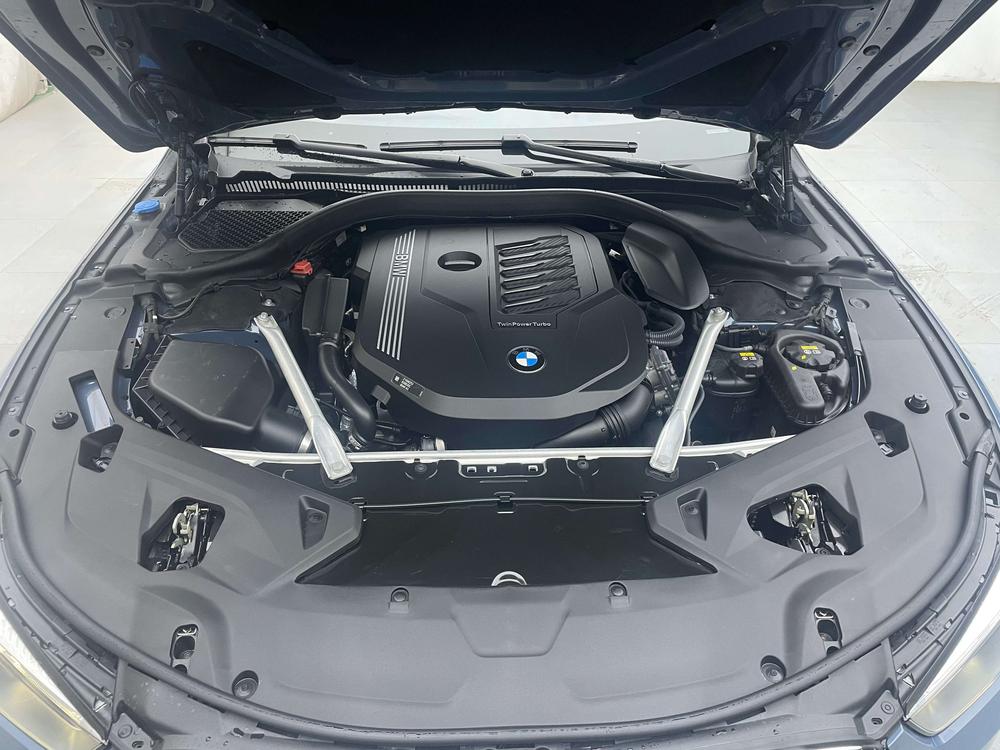 BMW BMW 8-Series