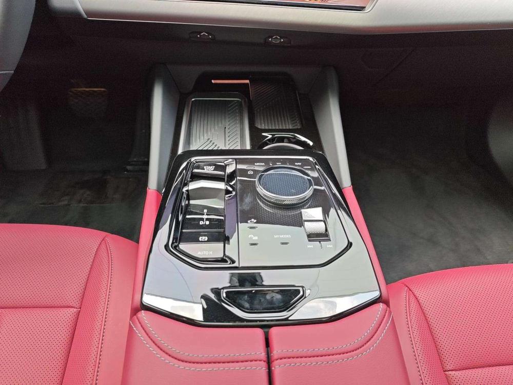BMW BMW i5