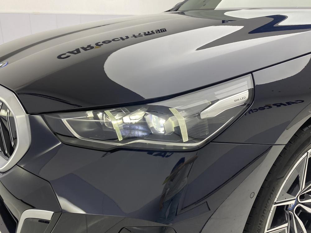 BMW BMW i5