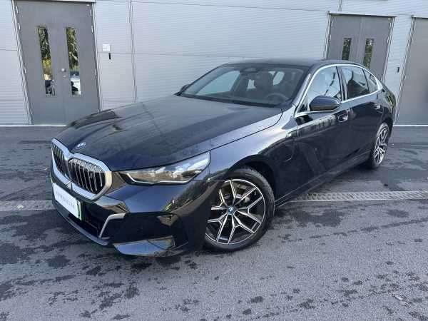BMW BMW i5