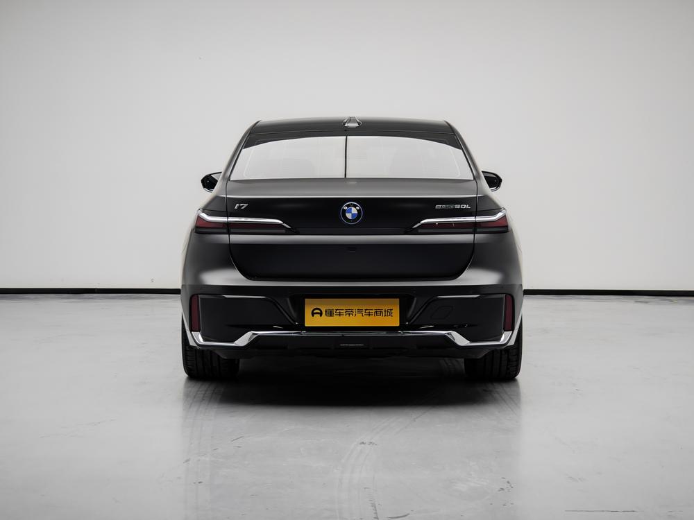 BMW BMW i7