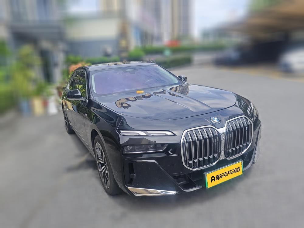 BMW BMW i7